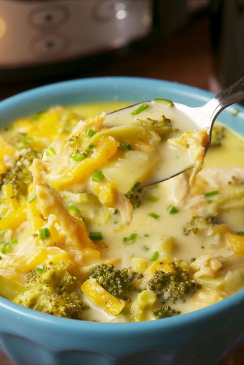 slow cooker cheesy broccoli soup