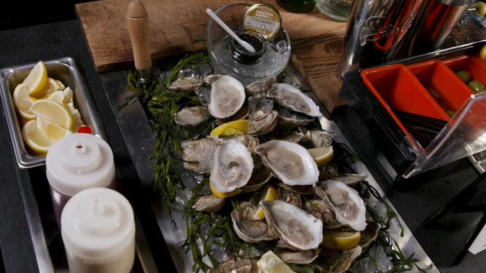 Oyster, Clam, Bivalve, Food, Seafood, Molluscs, Shellfish, Cuisine, Delicacy, Mussel, 