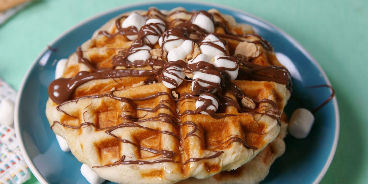 Best S'mores Stuffed Waffle Recipe - How to Make S'mores Stuffed Waffles