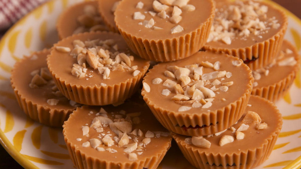 preview for PB&J Cups Are The Healthiest Dessert You Never Knew You Needed