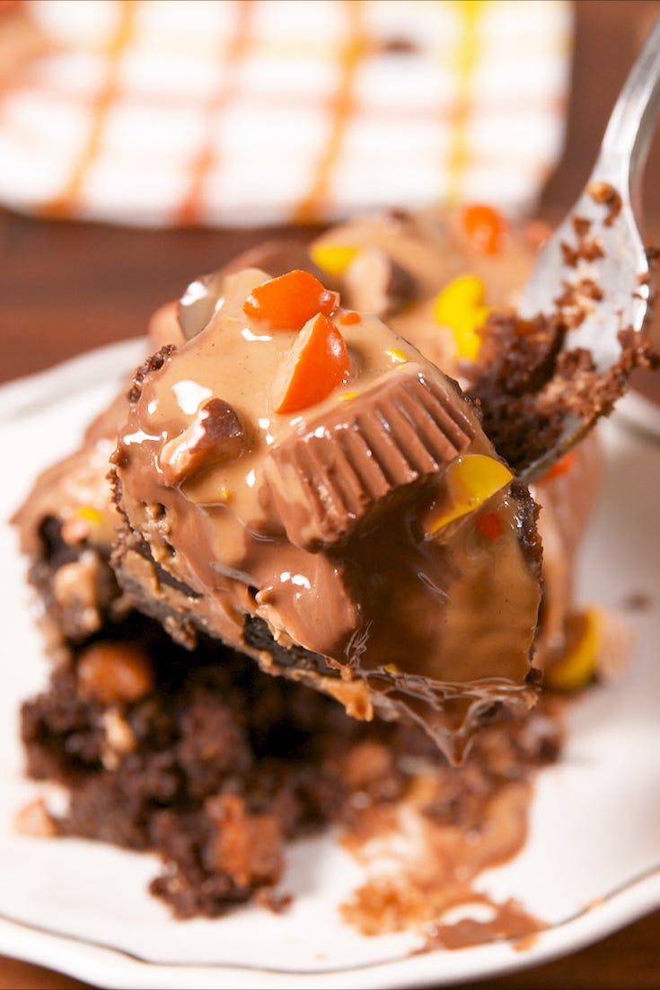 Crock-Pot Reese's Cake Vertical