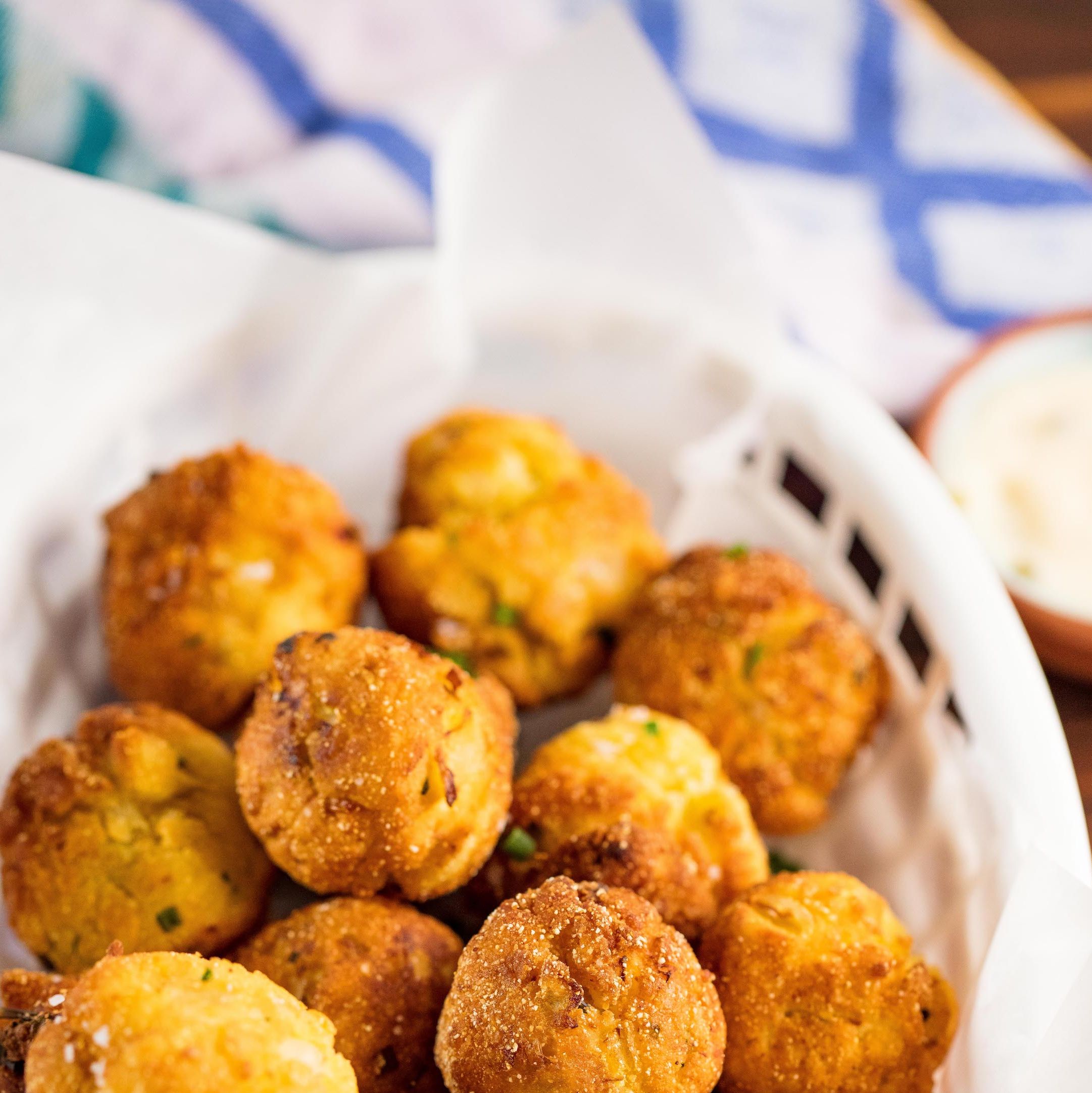 how would you describe hush puppies