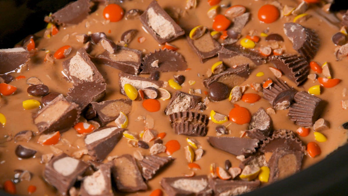 Video player poster image preview for This Crock-Pot Cake Is Insanely Decadent