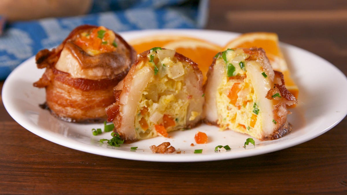 preview for Breakfast Potato Volcanos Are The New Egg In A Hole