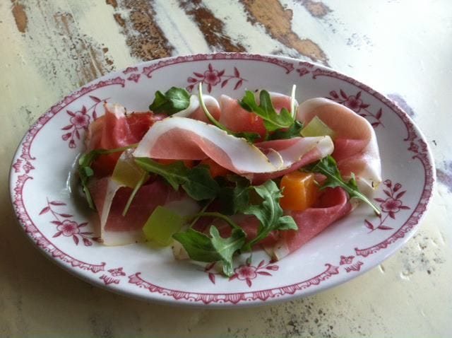 Dish, Food, Cuisine, Prosciutto, Ingredient, Bayonne ham, Salt-cured meat, Meat, Bresaola, Caprese salad, 