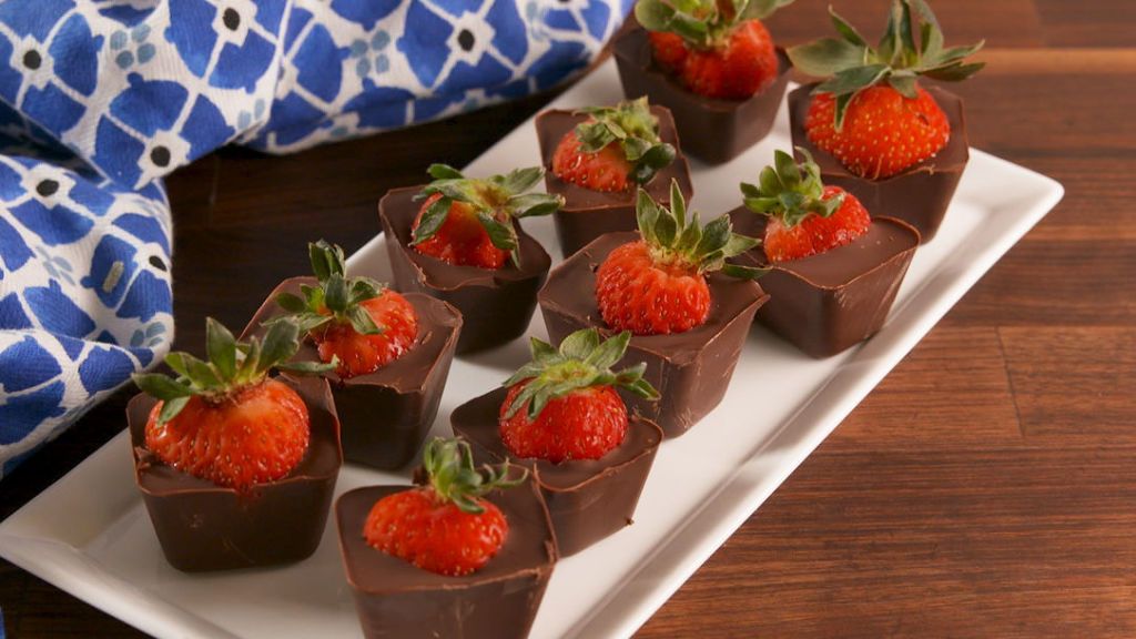 preview for How To Use Your Ice Cube Tray To Make Chocolate Covered Strawberry Cubes