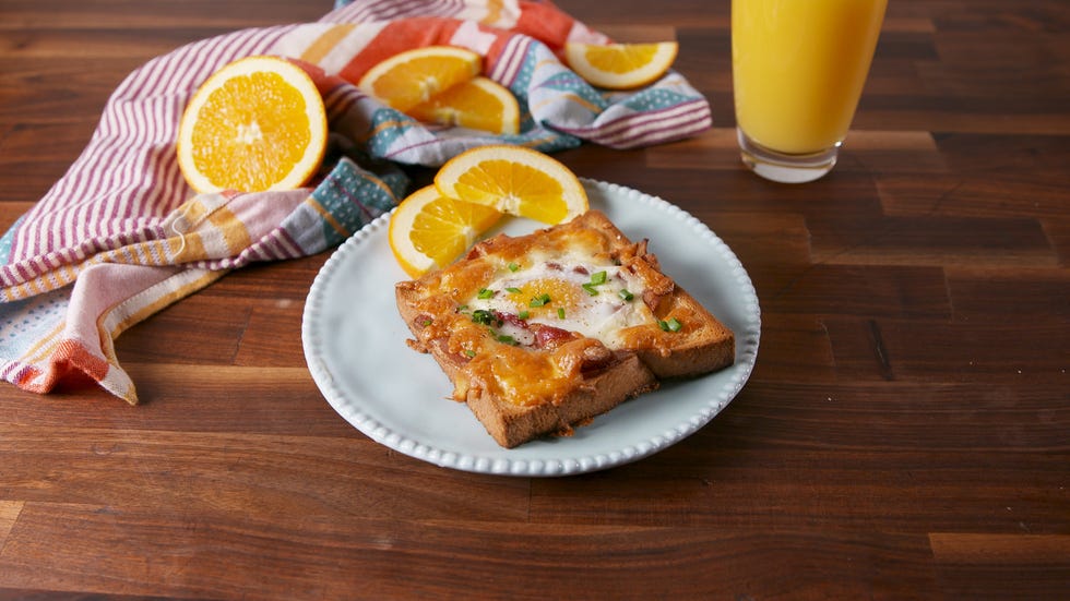 cheesy egg toast horizontal