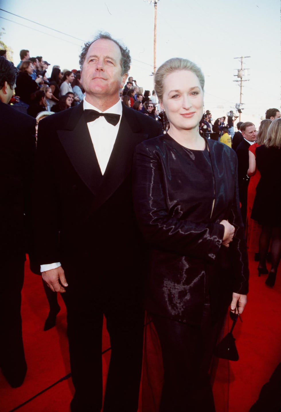 Red carpet, Carpet, Red, Suit, Event, Premiere, Flooring, Fashion, Formal wear, Tuxedo, 