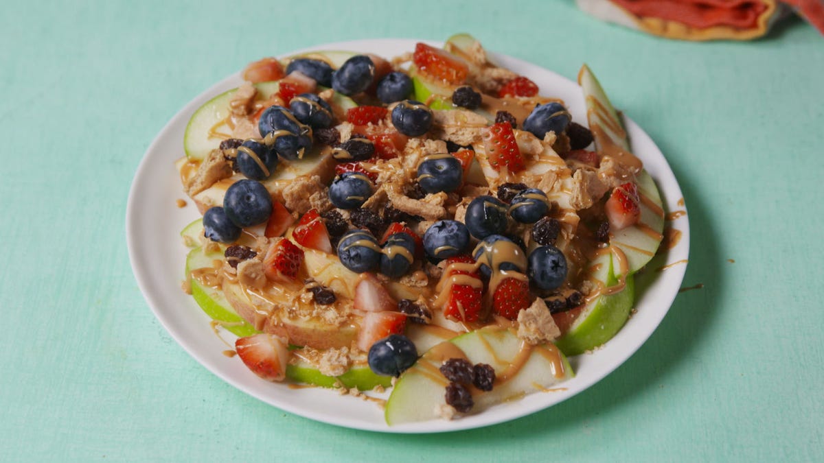 preview for These Apple Nachos Are Our New Favorite Breakfast