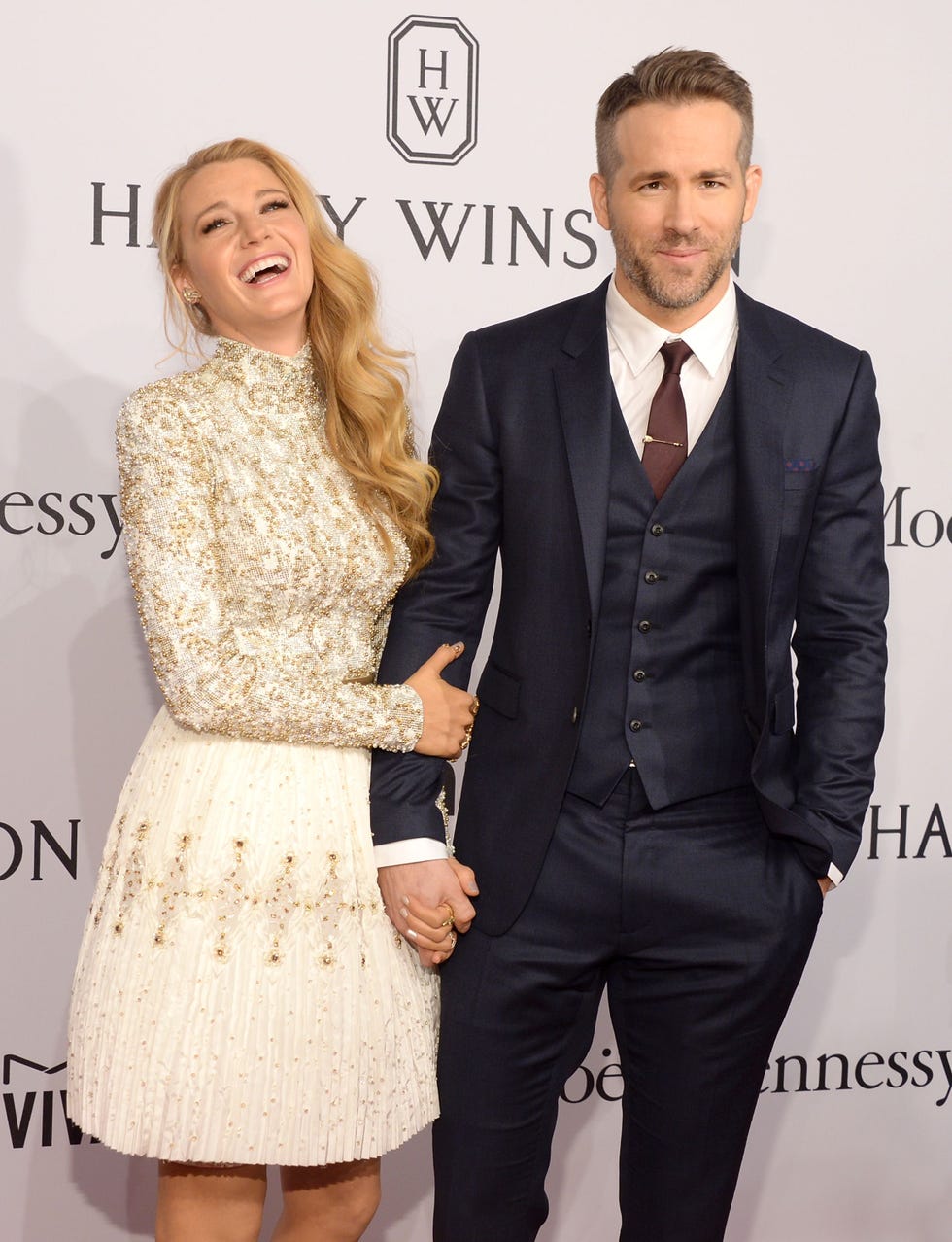 Suit, Clothing, Formal wear, Dress, Fashion, Tuxedo, Hairstyle, Cocktail dress, Event, White-collar worker, 