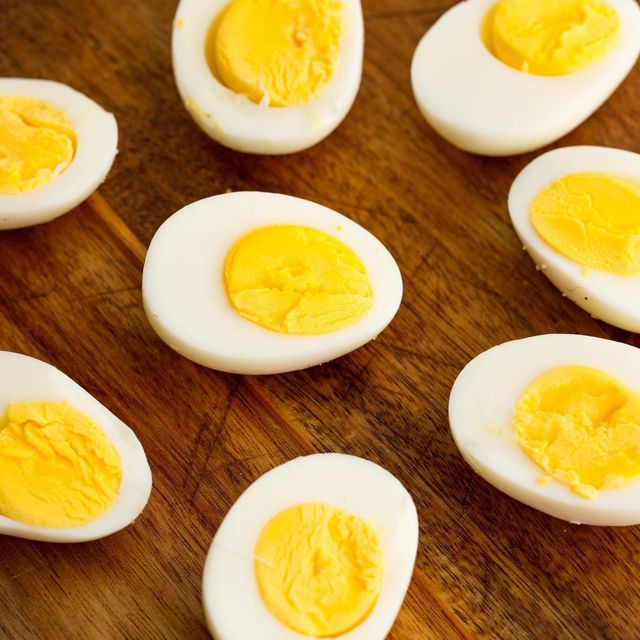 Hard boiled eggs horizontal