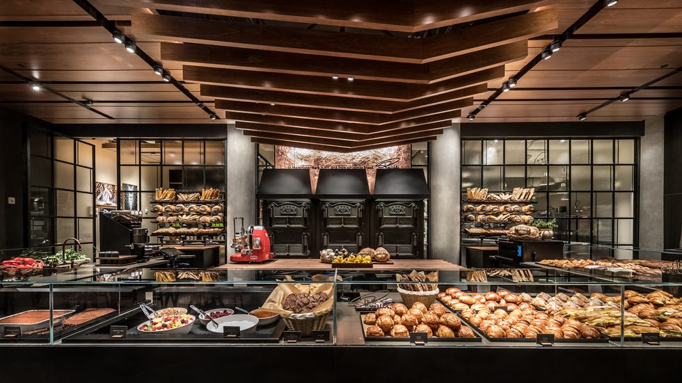 Bakery, Delicatessen, Pâtisserie, Food, Building, Interior design, Pastry, Architecture, Cuisine, Delicacy, 