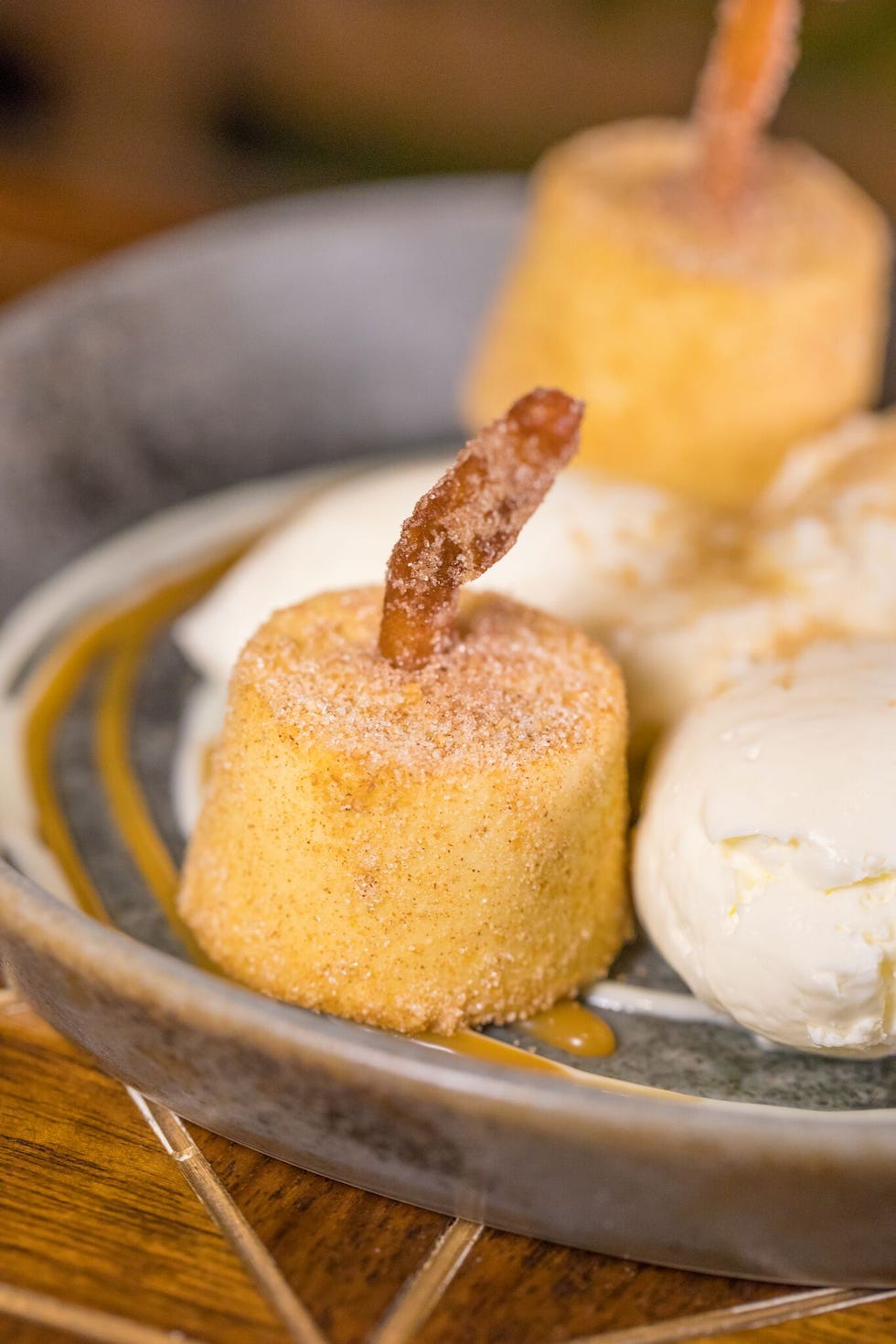 delish-churro-ice-cream-pops