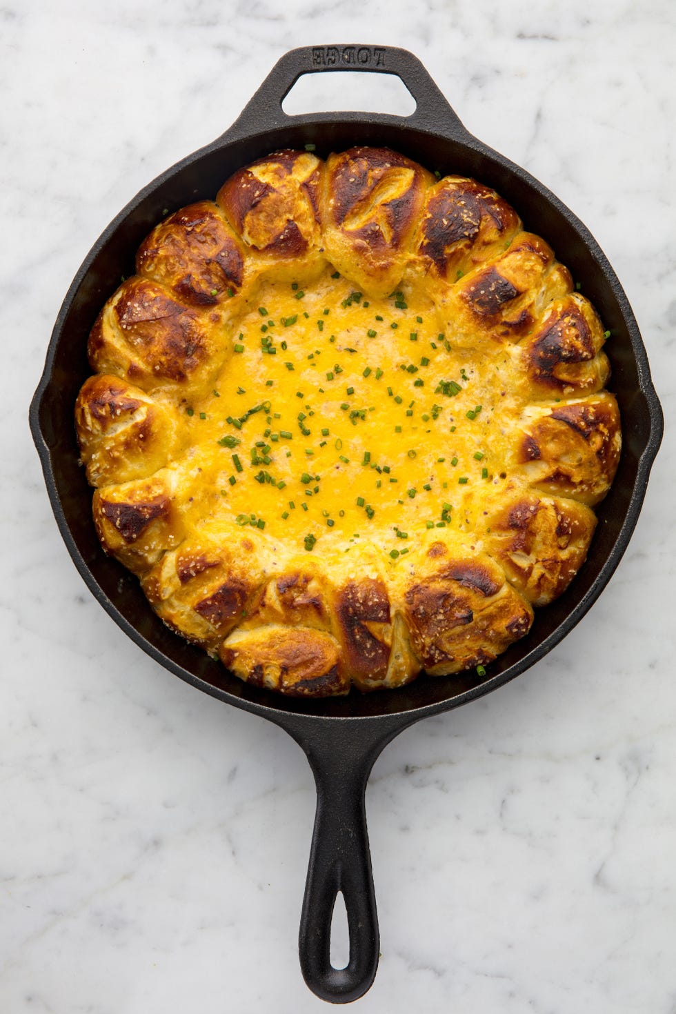 pretzel beer cheese dip horizontal
