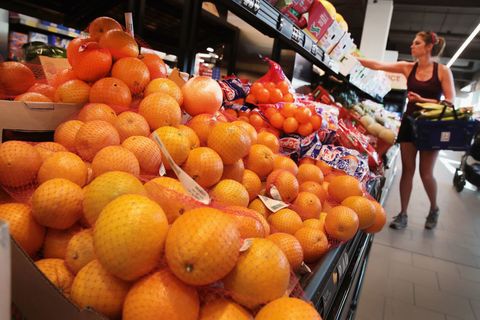 Natural foods, Local food, Mandarin orange, Clementine, Fruit, Citrus, Whole food, Valencia orange, Food, Orange, 