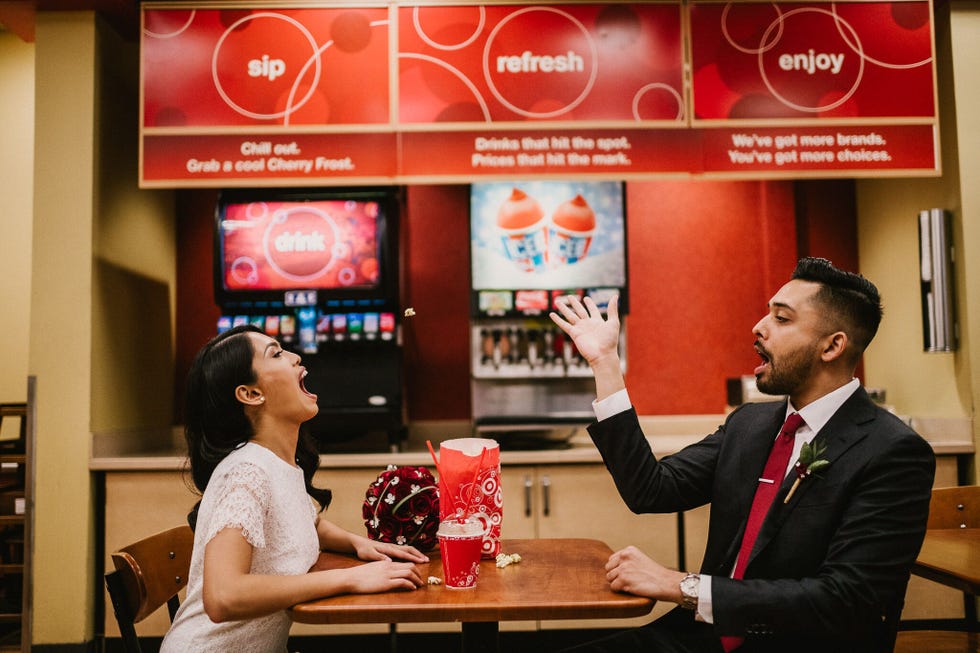 Red, Fast food restaurant, 