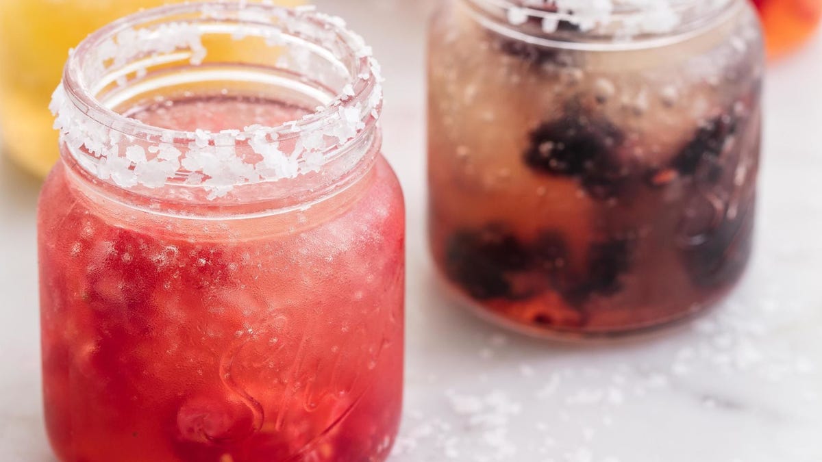 preview for Slushy Margarita Shots Bring The Party