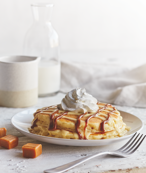 Dish, Food, Cuisine, Breakfast, Ingredient, Dessert, Produce, Meal, Pancake, Baked goods, 
