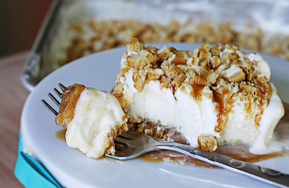 <p>I'll just repeat what this seriously sweet invention's creator called it: Six layers of heaven on earth.</p>
<p><strong>Get the recipe from <a href="http://lecremedelacrumb.com/2013/07/golden-oreo-caramel-frozen-layer-dessert.html" target="_blank">Creme de la Crumb</a>.</strong></p>