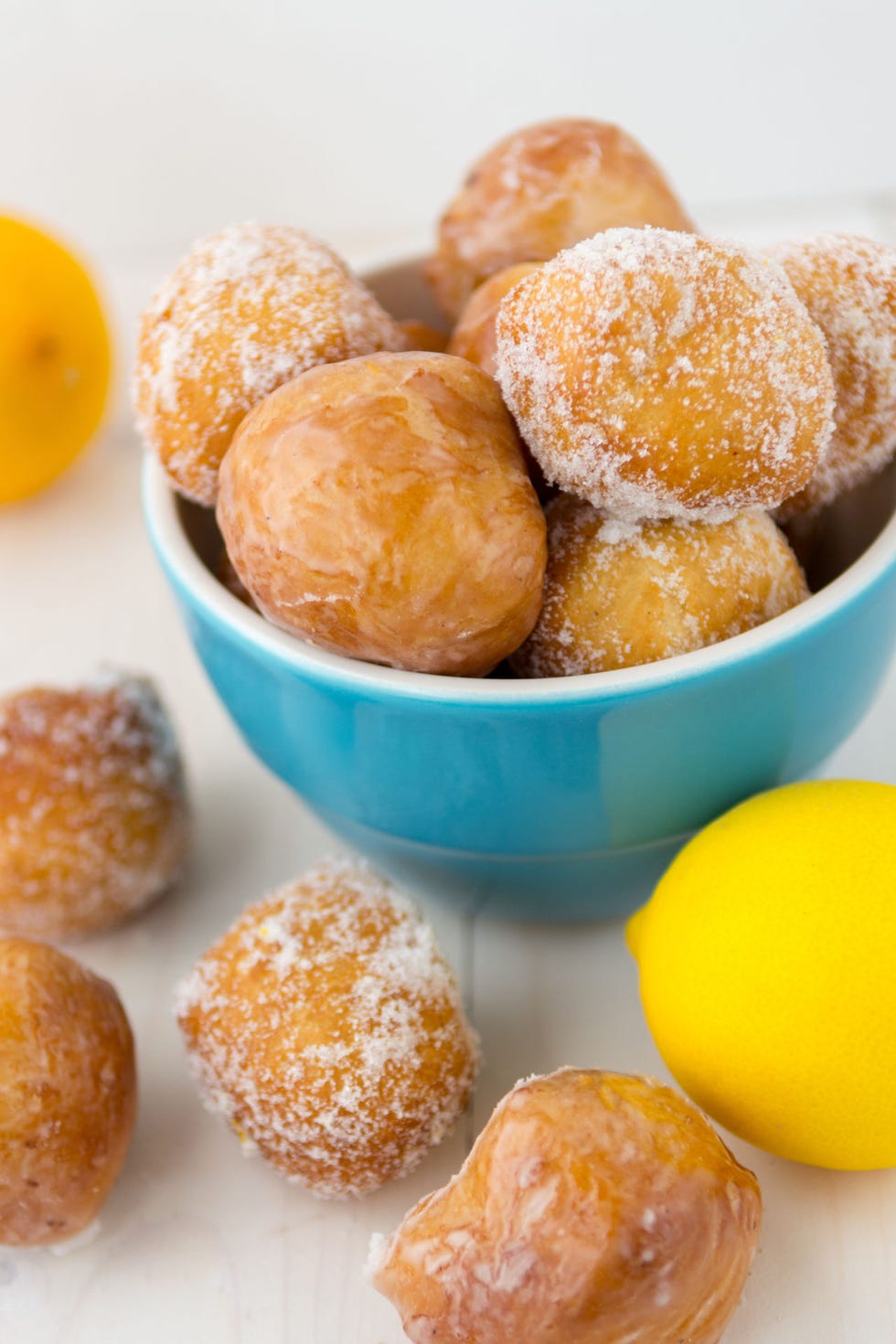 <p>When life gives you lemons… make doughnut holes.  Then top them with either lemon sugar or lemon glaze, or—we're just gonna say it—both.</p>
<p><strong>Get the recipe at <a href="http://www.crazyforcrust.com/2014/01/easy-lemon-donut-holes/%20">Crazy for Crust</a>.</strong></p>
