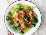 <p>On those days when you're too busy to spend much time in the kitchen, let your crock-pot do the work for you. Replacing typical noodles with spaghetti squash not only reduces the calorie count, but it also gives you lots more fiber, vitamins, and minerals.</p>
<p><strong>Get the recipe from <a href="http://www.theskinnyfork.com/blog/crock-pot-spaghetti-squash-thai-noodle-bowl" target="_blank">The Skinny Fork</a>.</strong></p>