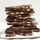<p>There's no need to spend a lot of money on fancy chocolate when it's so easy to make this deliciously rich dark chocolate bark at home.</p><br />

<b>Recipe:</b> <a href="/recipefinder/dark-chocolate-bark-roasted-almonds-seeds-recipe-fw0311" target="_blank"><b>Dark Chocolate Bark with Roasted Almonds and Seeds</b></a>