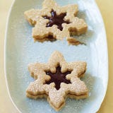 <p>Treat Santa to a classic comfort — PB&J — to help him get through the long night. These wintry cookies are filled with peanut butter and raspberry jam. Experiment with different flavored jams for a twist on the recipe.</p><br />

<p><b>Recipe:</b> <a href="/recipefinder/pbj-snowflakes-recipe-rbk1210" target="_blank"><b>Peanut Butter and Jelly Cookie Cake</b></a></p>