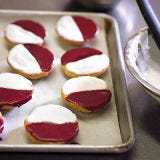 <p>Santa will appreciate a cookie decorated in his favorite colors: red and white.</p><br /><p><b>Recipe: <a href="/recipefinder/red-white-cookies-recipe" target="_blank">Red-and-White Cookies</a> </b></p>