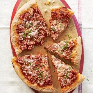 Easy Cheese Pizza <p>Skip delivery and get the whole family cooking together with this simple cheese pizza recipe.</p><p><b>Recipe: <a href="/recipefinder/easy-cheese-pizza-recipe" target="_blank">Easy Cheese Pizza</a></b></p>