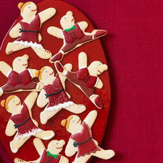 <p>These little leaping cookies are about as much fun to make as they are to eat!</p>
<p><b>Recipe: <a href="http://gogonow.org/recipefinder/lords-ladies-sugar-cookies-recipe-wdy1213%22%3ELords and Ladies Sugar Cookies</a></b></p>