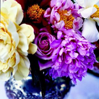 <b>Shopping for Silk Flowers</b><br>
Silk flowers are definitely an investment, but their superior quality proves they're worth it. Plus you can stretch your flower budget by mixing in real buds with high-quality silk versions.
