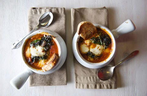 <p> </p> <p><strong>Get the recipe from <a href="http://yes-moreplease.com/2014/03/caprese-tomato-spinach-soup/" target="_blank">Soup Addict</a>.</strong></p>