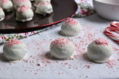 <p> </p> <p><strong>Get the recipe from <a href="http://www.teacher-chef.com/2013/12/17/peanut-butter-christmas-trees/" target="_blank">Teacher Chef</a>.</strong></p> 