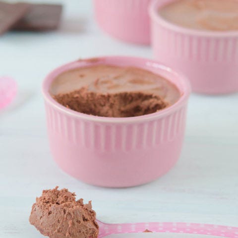 <p>A mere 10 minutes of prep time and four ingredients makes this light dessert perfect for pairing with a glass of white wine after a busy day. Excuse us while we float into fluffy chocolate heaven.</p>
<p>Get the recipe at <a href="mommyhoodsdiary.com/chocolate-mousse/" target="_blank">Mommyhood's Diary</a>.</p>