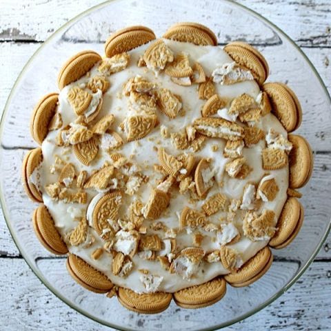 <p>Upgrade your banana pudding <em>and</em> your Golden Oreos in one go.</p>
<p><strong>Get the recipe from <a href="http://www.lifewiththecrustcutoff.com/ultimate-banana-pudding/" target="_blank">Life with the Crust Cut Off</a></strong></p>