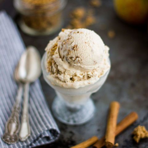 <p><br /><strong>Get the recipe from <a href="http://www.bojongourmet.com/2013/10/bourbon-apple-crisp-ice-cream.html" target="_blank">The Bojon Groumet</a>.</strong></p>