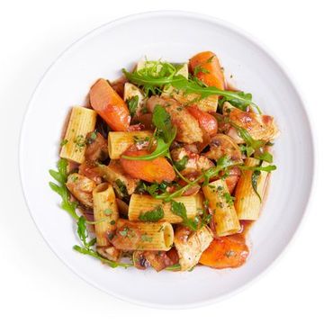 https://hips.hearstapps.com/del.h-cdn.co/assets/cm/15/10/480x480/54f6da516f841_-_chicken-arugula-thyme-pasta-stew-recipe-opr0414-s2.jpg?resize=360:*