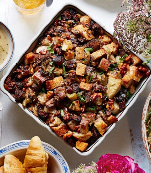 Apple-Walnut Stuffing <p>Better bread means better stuffing, so use a mixture of artisanal breads such as pumpernickel, sourdough, and multi-grain varieties.</p>
<p><strong>Recipe: <a href="http://www.countryliving.com/recipefinder/apple-walnut-stuffing-recipe-clx1114" target="_blank">Apple-Walnut Stuffing</a></strong></p>