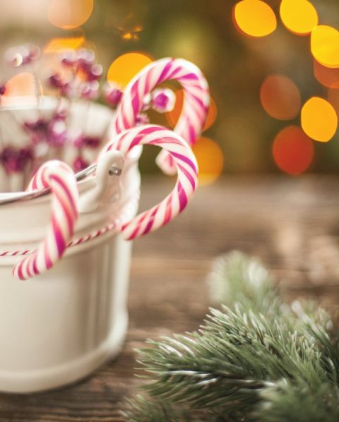 Candy Cane Decorations - Last Minute Candy Cane Ideas