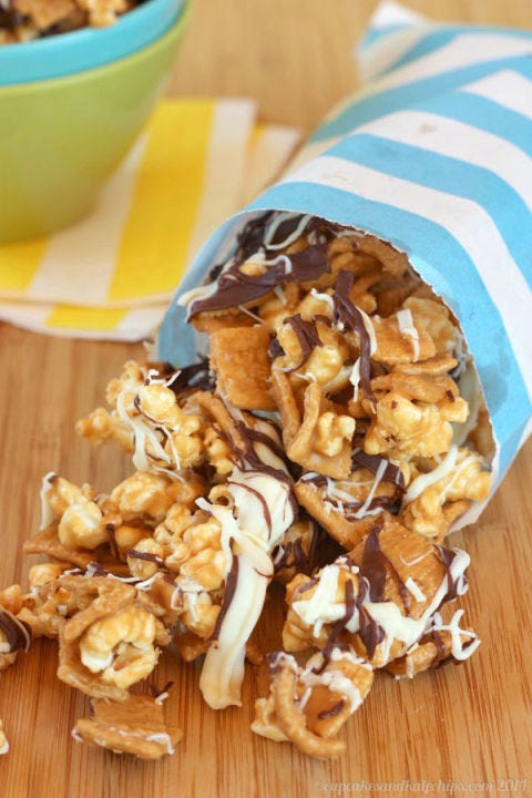 <p></p>
<p><strong>Get the recipe from <a href="http://cupcakesandkalechips.com/2014/07/17/peanut-butter-popcorn-bark/" target="_blank">Cupcakes and Kale Chips</a>.</strong></p>