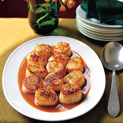Seared Sea Scallops with Spicy Clementine Dipping Sauce