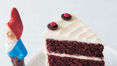 Red Velvet Dragonscale Cake - Liv for Cake
