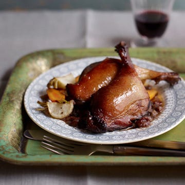 <p>Marcia Kiesel roasts duck legs simply with salt and pepper until the skin is crisp, then makes a sauce by thickening the meaty cooking juices with hazelnuts, toasted bread, and garlic. </p><br />

<p><b>Recipe: <a href="http://gogonow.org/recipefinder/crispy-duck-legs-toasted-hazelnut-garlic-sauce-recipe-fw0112%22 target="_blank">Crispy Duck Legs with Toasted Hazelnut and Garlic Sauce</a></b></p>