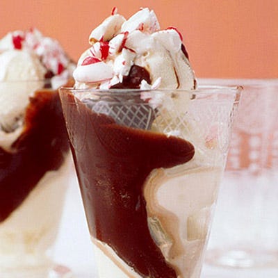 Peppermint Hot Fudge Sundaes