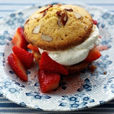 <p>Classic strawberry shortcakes get an extra dose of taste and texture from crunchy almonds and a cornmeal-speckled batter.</p><p><b>Recipe:</b> <a href="/recipefinder/almond-cornmeal-strawberry-shortcakes-recipe-mslo0312"><b>Almond-Cornmeal Strawberry Shortcakes</b></a></p>