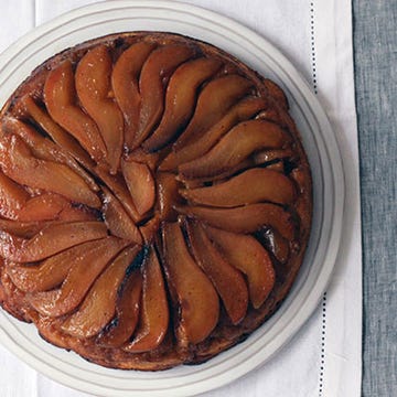 The classic upside-down cake gets a holiday spin with ginger and pear. It's a perfect dessert for Christmas dinner or any other time during the cold winter months.
 Recipe: Ginger and Pear Upside-Down Cake