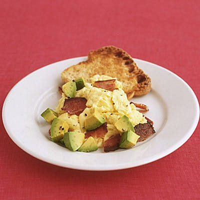 Scrambled Eggs with Bacon and Avocado