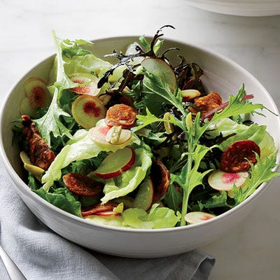 Green Salad with Chorizo Chips
