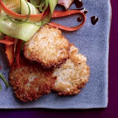<p>The perfect vegetarian side or appetizer, these crunchy, salty little rice cakes satisfy every snack craving.</p><p><b>Recipe:</b> <a href="/recipefinder/crisp-sushi-rice-cakes-recipe-fw0211" target="_blank"><b>Crisp Sushi-Rice Cakes</b></a></p>