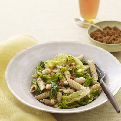 <p>Tasty beans and greens add flavor and nutrition to this simple pasta recipe.</p><p><b>Recipe:</b> <a href="/recipefinder/penne-escarole-beans-pasta-recipe"><b>Penne with Escarole, White Beans, and Toasted Breadcrumbs</b></a></p>